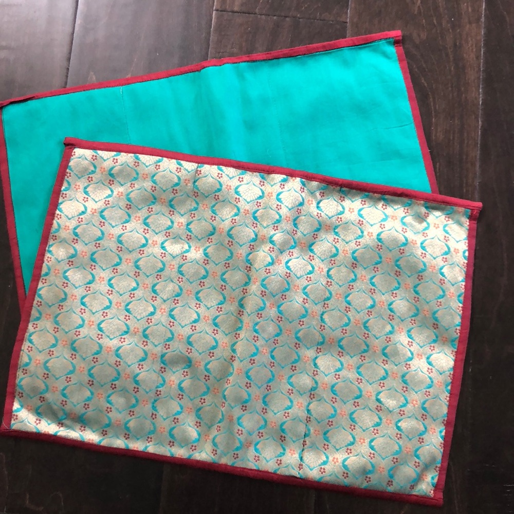 Table mats